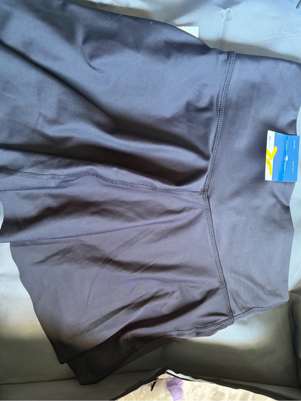Black Athletic Skater Skort - Picture 3 of 5